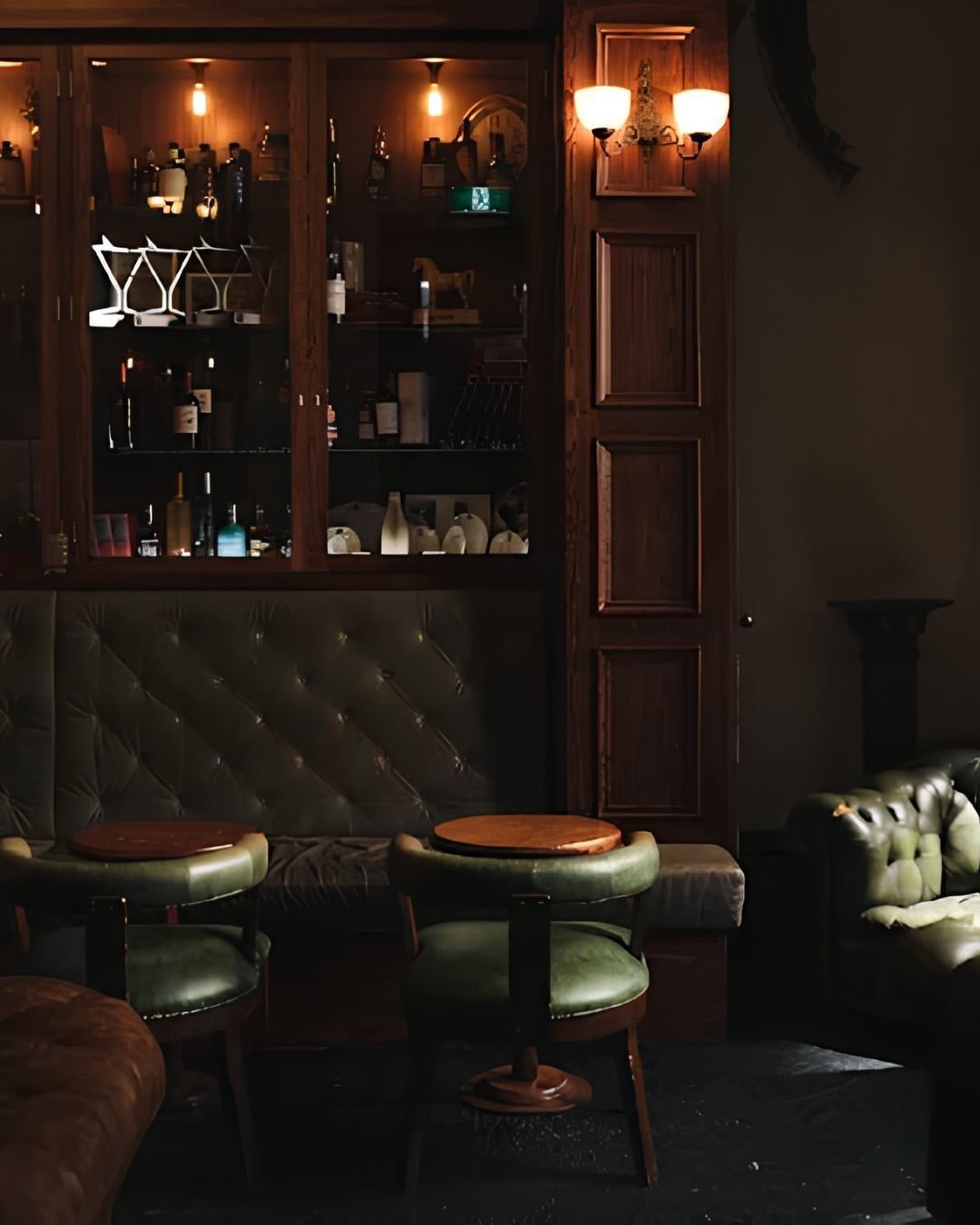 • The Gresham Bar 1 • The Gresham Bar 1